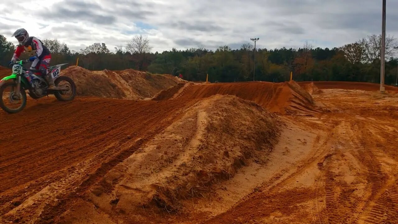 Ripping some sand at GTR on a Kawasaki KX450f !