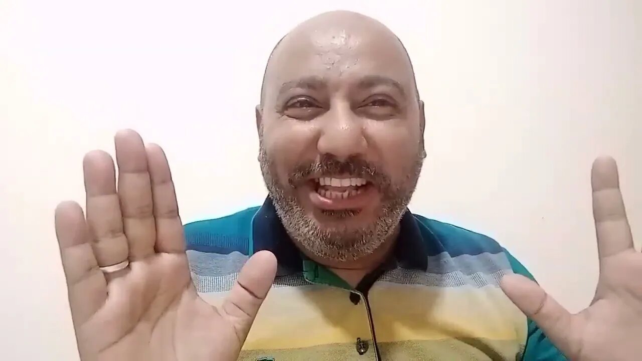 قنوات بردعستانية تتهم عبيقة بعـ.ـدم النظـ.ـافة 🇩🇿🤣 الحب والتقدير والاحترام لعمهم قرقور 😀
