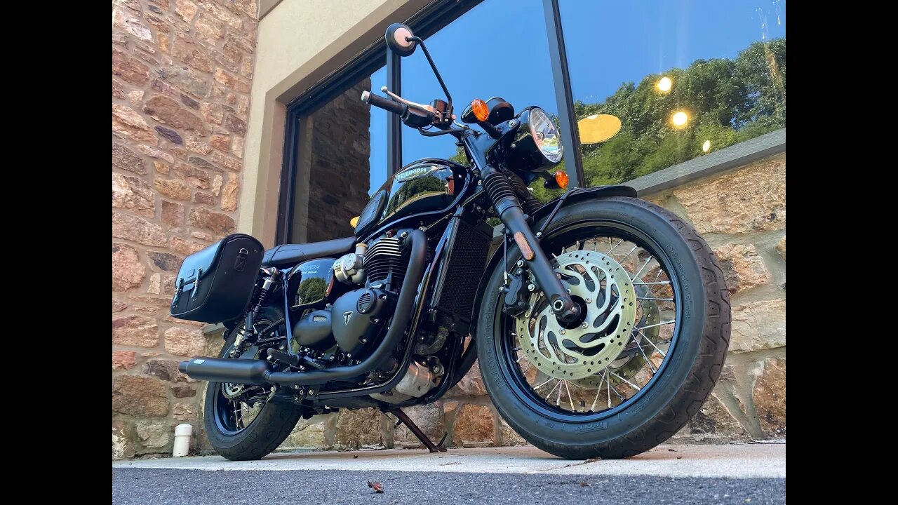 18 Triumph Bonneville T120 Black T860383
