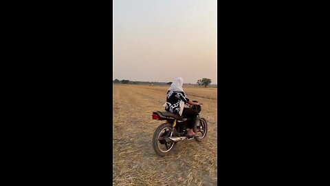 gaddi la lye jaluni nhi aye