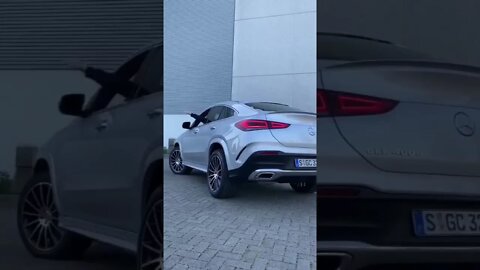 CARRO DANÇANDO ( NOVA MERCEDEZ BENZ ATE DANÇA ) CAR DANCE SHOW AMAZING !! MEME !! VIRAL !! #shorts