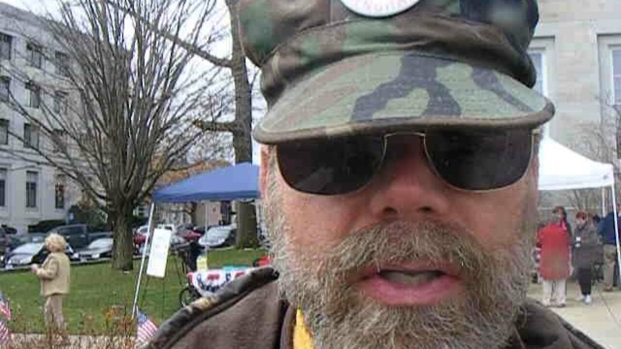 Paul at the Honor your Oath Rally