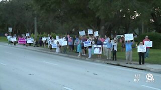 Annual life chain prayer event held in Palm Beach Gardens