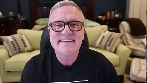Mark Lowry sings Cheeseburger Love Song