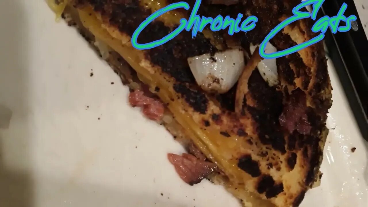 Bacon & onion grilled cheese | @Chronic.Eats on IG 😃🇺🇸😘 #shorts #grilledcheese