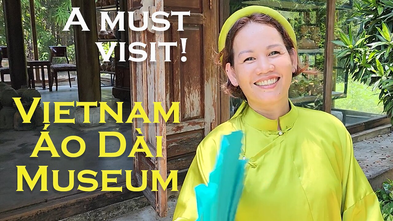 A must visit in Vietnam - the Áo Dài Museum!