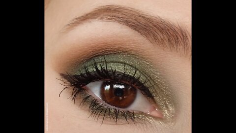 GRWM green eyeshadow look today!