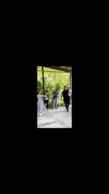 Обалденный танец! Парень и девушка 2022