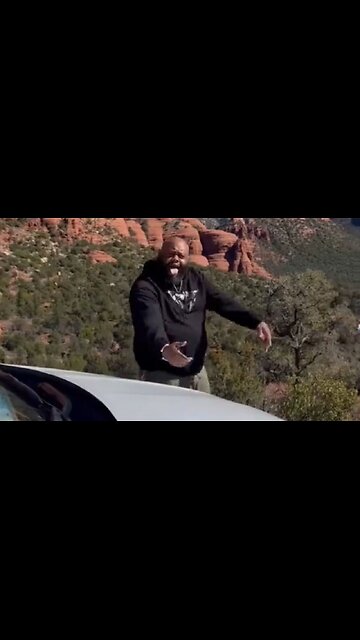 Handicapped Woman Gets Beaten By A Thug Who Was Parked In A Handicapped Spot And Napping