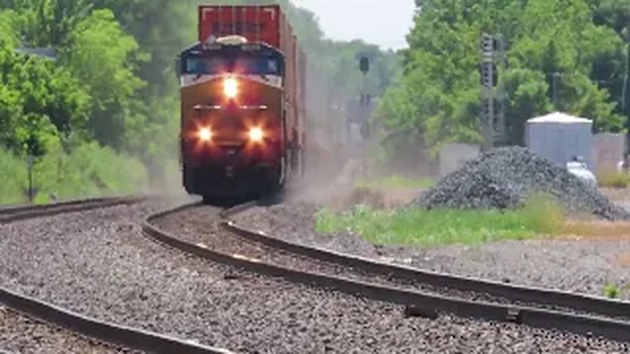 CSX I010 Intermodal Train From Berea, Ohio July 9, 2022