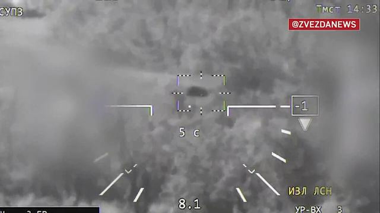 RUSSIAN MI-35S GET IN ON THE ACTION IN SOUTHERN DONETSK - KILL AFU ARMOR