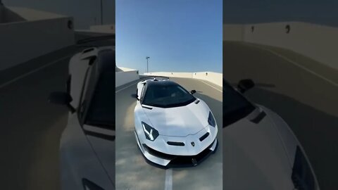 Olha essa lamborghini #shorts #carros