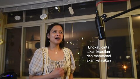 Hebrews Chapter One - Indonesian [Performance & Lyric Video] - The Bible Song