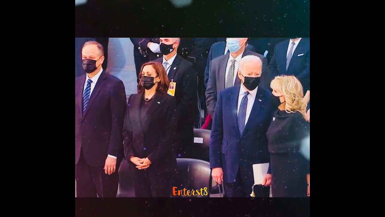 I wonder if Joe and Kamala are fighting? 🤔