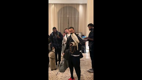 Steph Curry reaction after holding falcon #stephencurry #basketball #sports #nba #nfl #espn #fyp