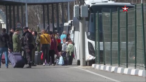 Russian Armed Forces evacuated 188 Russians and foreigners from Kherson region to Crimea