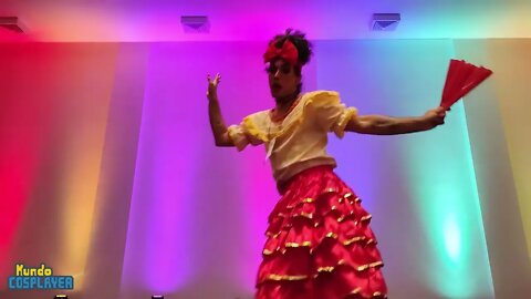 Dolores do filme Encanto na FINAL do Concurso Cosplay Lip Sync Challenge na Poc Con 2022