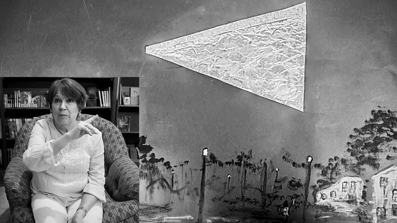 Rosita Dickson on witnessing a silent triangular UFO hanging above her house in Puerto Rico, 1971