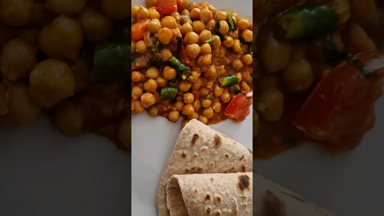 Channa Masala with Roti || perfect combo for a quick lunch || #shortsvideo #food #foodie #lunch