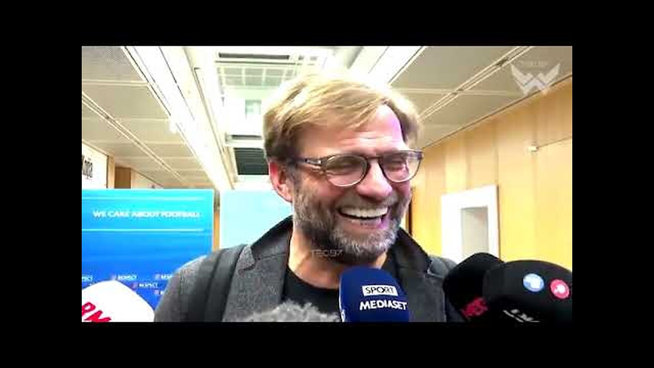 Funny Football moments 2022 - Fails and comedy in football