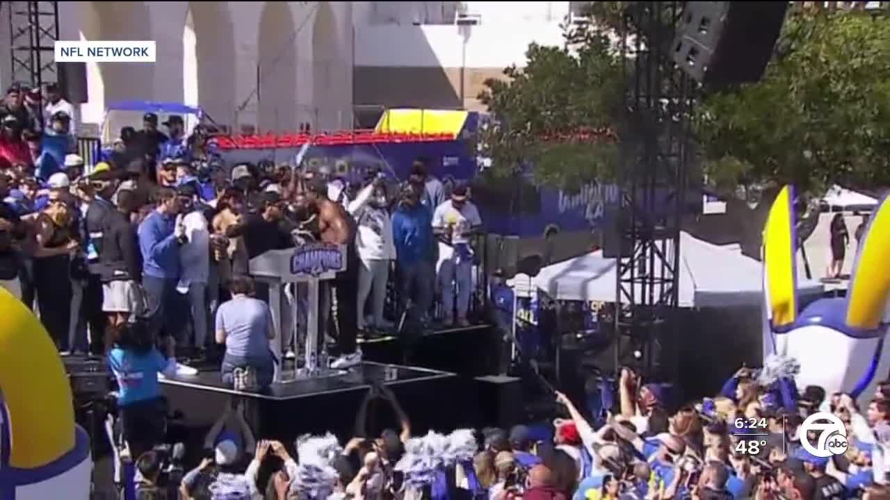 Matthew Stafford parties at Rams parade, gives drunken speech, and late advice from Tom Brady