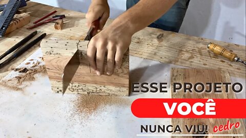 Um móvel Muito Diferente Feito Só com cortes e encaixes. Woodworking