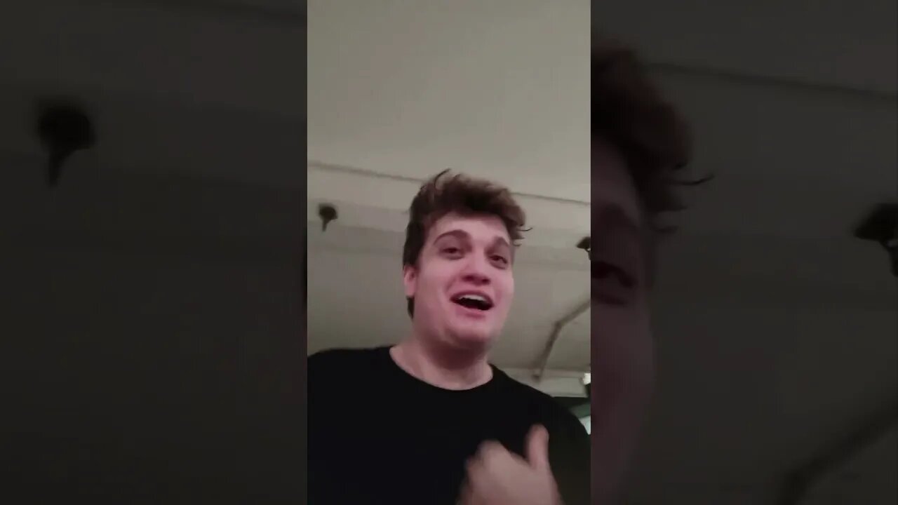 Salve pra galera do hotel (liminha e boltz)