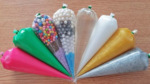 Making Crunchy Slime with Piping Bags #92