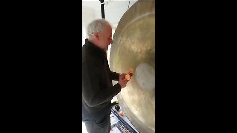 Can you feel it? The powerful frequencies from an eighty inch gong.