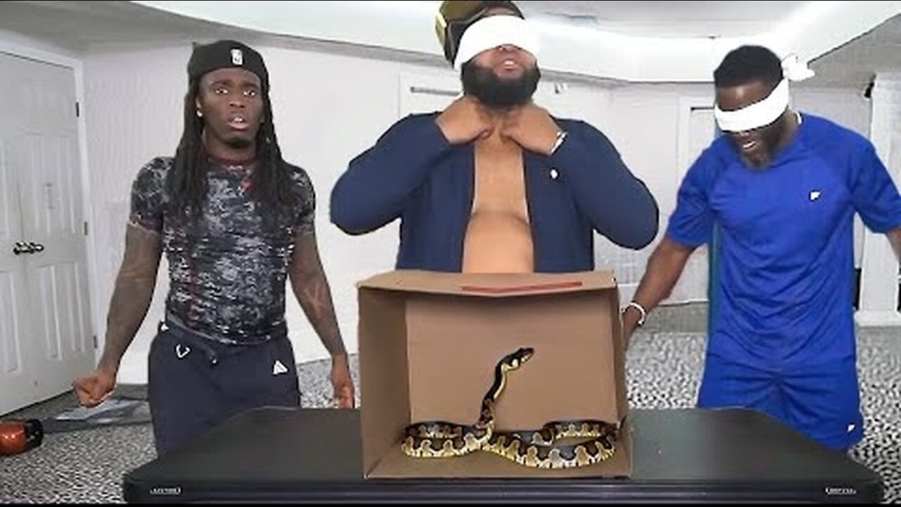 What's In The Box Challenge With Kevin Hart & Druski📦