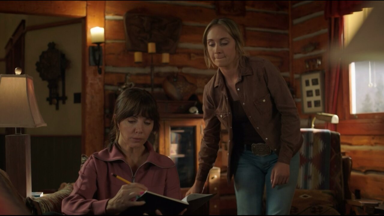 Heartland 1810 Amy and Lou in the House Scene