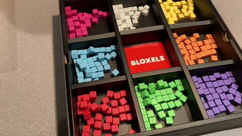 Looking at the Bloxels Builder Board