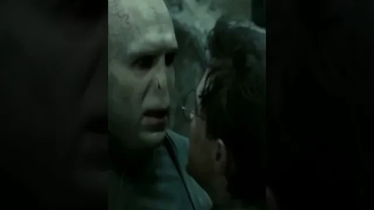 Harry can’t feel his FACE on the Weeknd 🐍 #harrypotter #rip #harrypottershorts 5