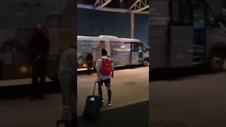 Andreas Pereira deixando o Rio de Janeiro após se desligar oficialmente do Flamengo