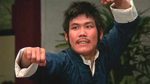 Mars vs Lau Kar-wing in Knockabout (1979)
