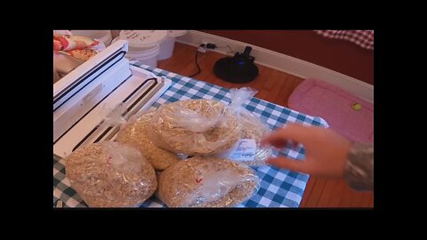 Vacuum Sealing Granola 10Lbs For 6$