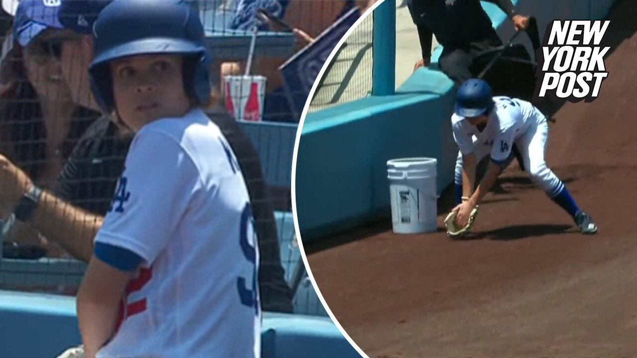 Dodgers ball girl accidentally fields Yermin Mercedes' base hit