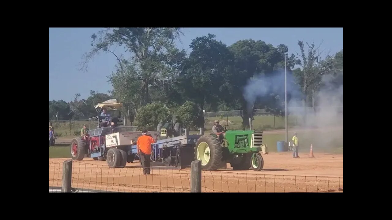 Tractor pull in Zellwood May 7th 2022