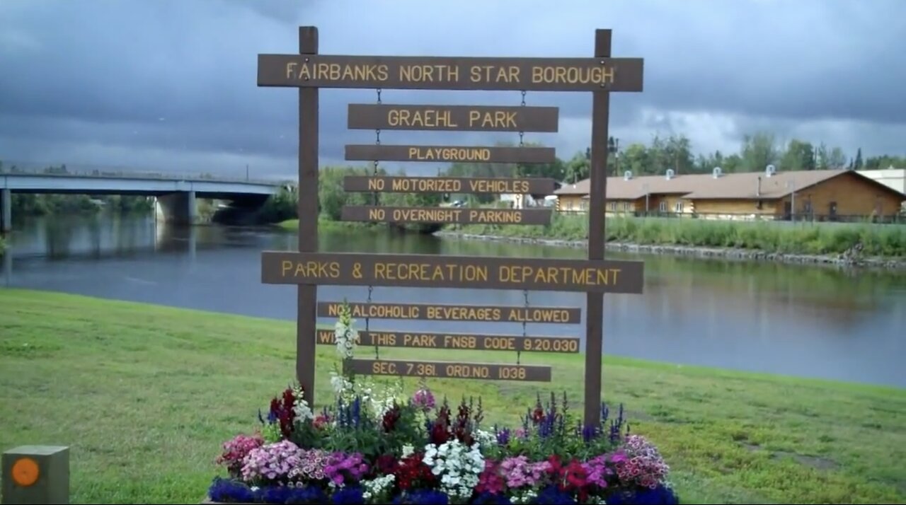 Metal detecting at Graehl park and chena river finding gold