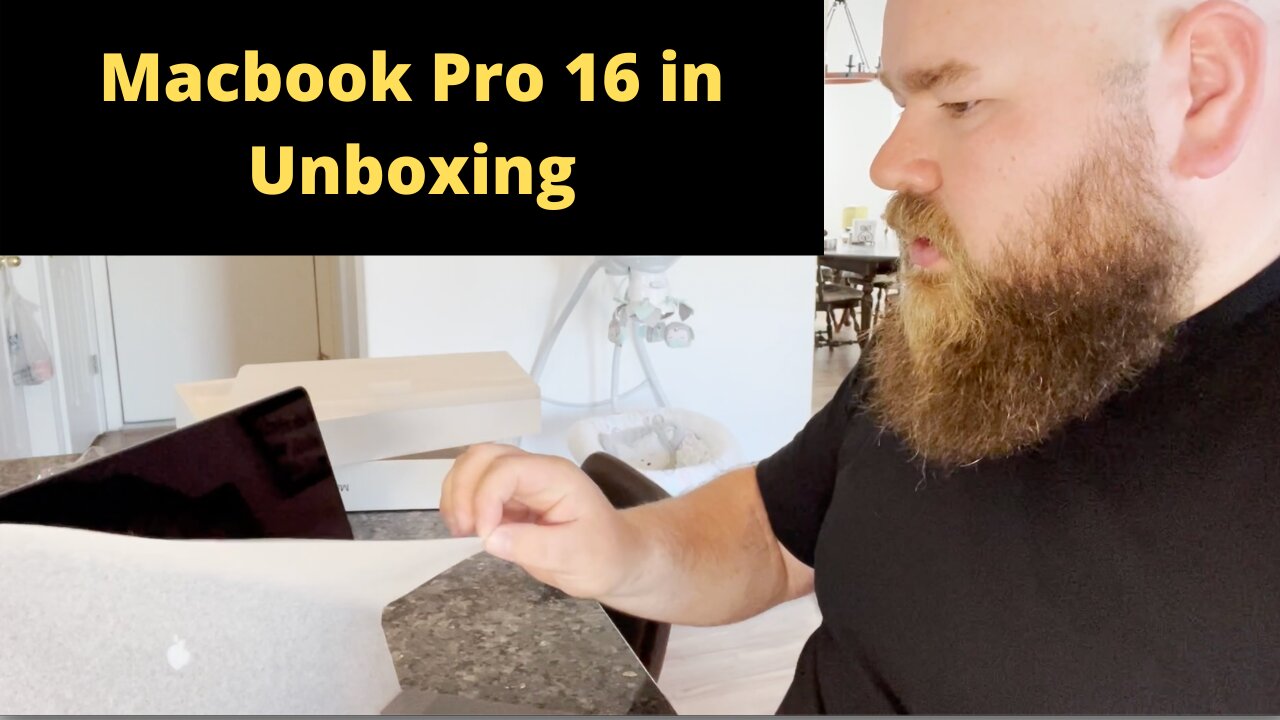 MacBook Pro 16 in Unboxing