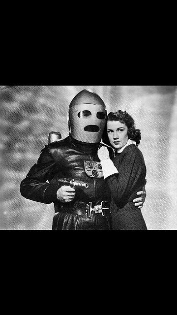 UFO SOURCE OF LIGHTNING