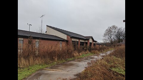 Exploring an Abandoned Minimum Security Prison | Illinois December 2019