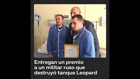 Entregan un premio a un militar ruso que destruyó un tanque alemán Leopard enviado a Ucrania