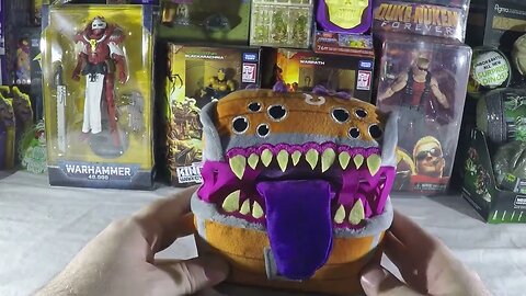 Kidrobot Dungeons & Dragons Mimic Plush unbagging