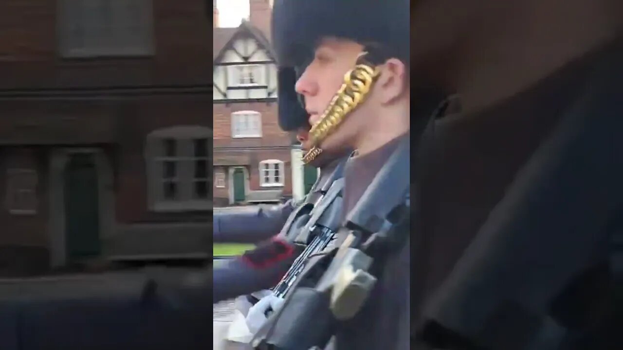 The Tower of London Irish guards #thekingsguard