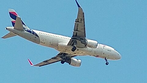 Airbus A320 PR-TYM coming from Teresina to Fortaleza