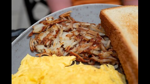 Chicago Police, FBI Investigate Maggot Incident At DNC Breakfast In Chicago