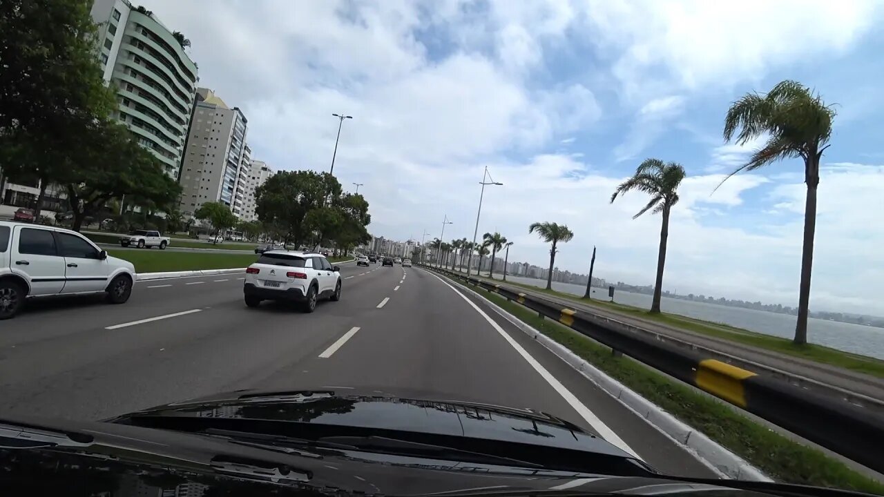 ENCONTREI UM GTR DE 700CV E ROLÊ EM BAIRRO DE RICO