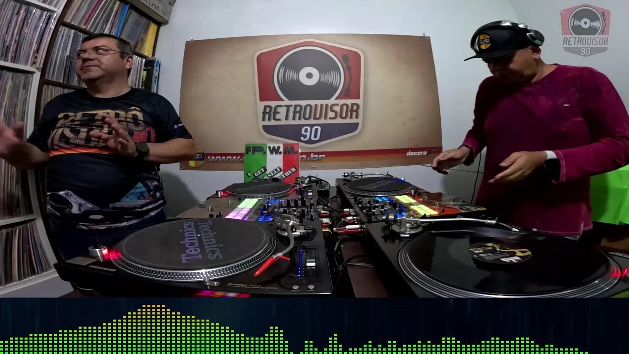 Transmissão ao vivo de RETROVISOR 90