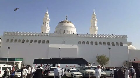 Qiblatain Mosque: Among the three earliest mosques along with Quba Mosque and Al-Masjid Al-Nabawi.